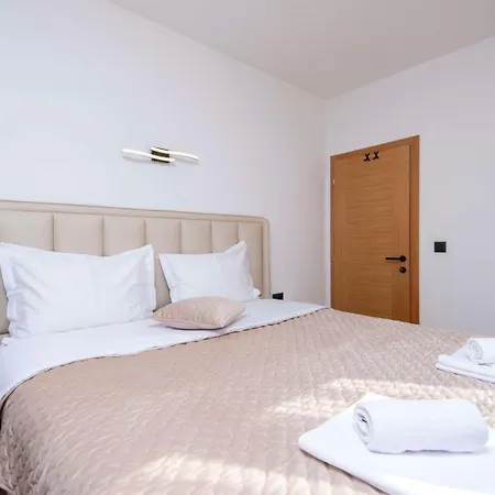 Grand View * אורביץ