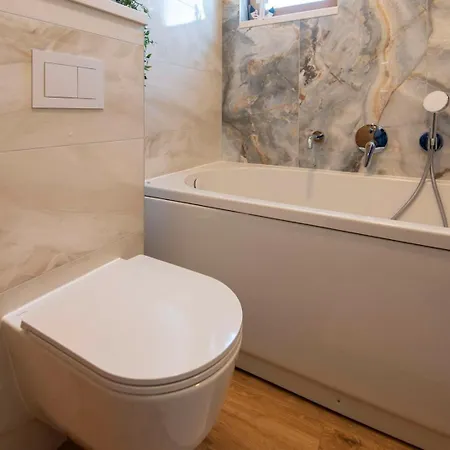 Grand View בית נופש *