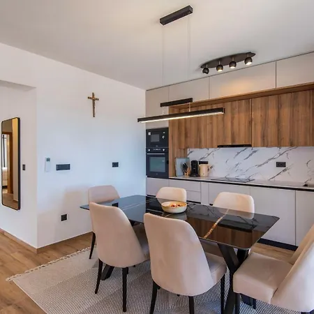 Grand View * אורביץ